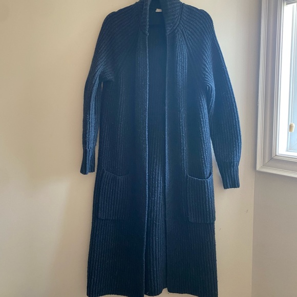 Gap Long Cardigan - Picture 2 of 4